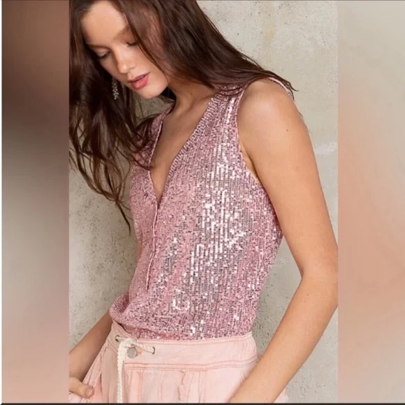 POL Glamorous Pink Sequin Top Sleeveless - Picture 4 of 5
